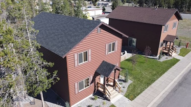 19 Iris St, West Yellowstone, MT 59758 - photo 2