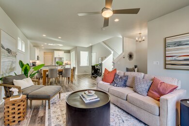 4589 SW 36th St, Redmond, OR 97756 - photo 7