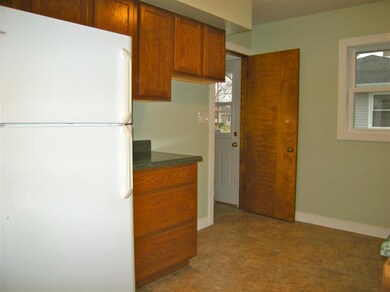 1425 Herrick Ave NE, Grand Rapids, MI 49505 - photo 7