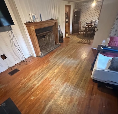 7 Beechwood Rd, New Ipswich, NH 03071 - photo 2