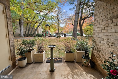 2317 Freetown Ct unit 2B, Reston, VA 20191 - photo 4