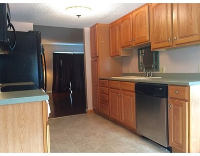 610 County Rd unit 4, Holyoke, MA 01040 - photo 6