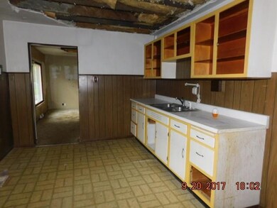 1401 E 22nd St, Muncie, IN 47302 - photo 5