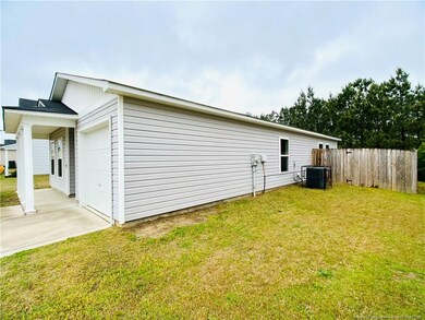 530 Jernigan St, Fayetteville, NC 28306 - photo 3