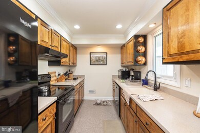 313 Belpaire Ct unit 313, Newtown Square, PA 19073 - photo 6