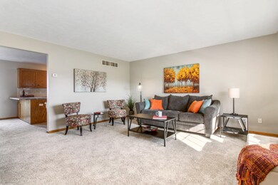 3469 Barkton Ct, Holland, MI 49424 - photo 5