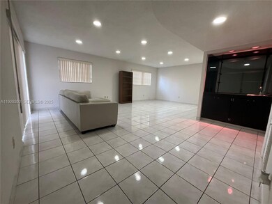 13701 SW 84th St unit A, Miami, FL 33183 - photo 3