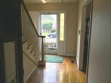 201 Wyndham Ave, Providence, RI 02908 - photo 2