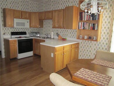 2613 Saddle Ln unit 18C, Macungie, PA 18062 - photo 3