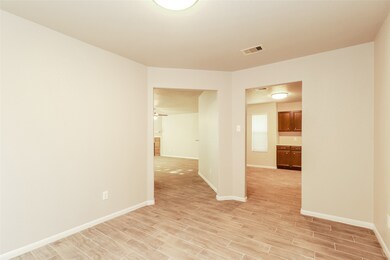 16782 N Thrasher Dr, Conroe, TX 77385 - photo 7