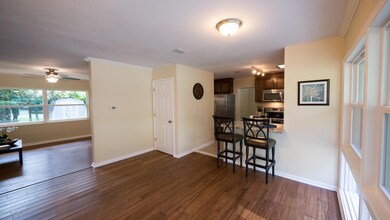 718 Grove Park Blvd, Jacksonville, FL 32216 - photo 6