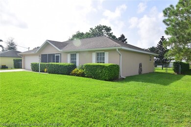 734 Concert Dr, Lake Placid, FL 33852 - photo 2