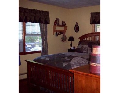 17 Sherman St unit 5, Foxboro, MA 02035 - photo 4