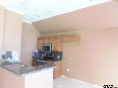 3145 3145 San Jancinto, Tyler, TX 75701 - photo 3