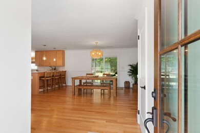 832 Robert e Lee Blvd, Charleston, SC 29412 - photo 4