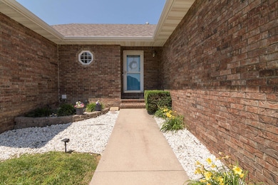 2 Exterior Entry
