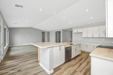 006_Kitchen