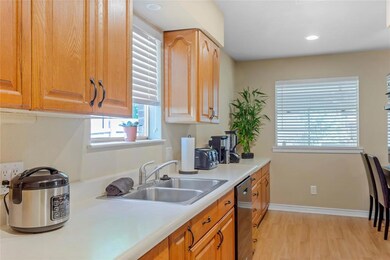 1028 Barber St, Hurst, TX 76053 - photo 6