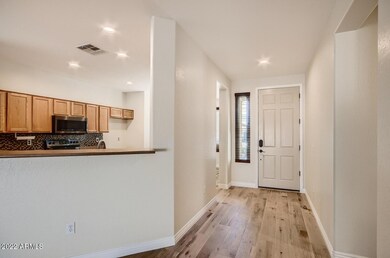 2082 E La Costa Drive Chandler AZ - Web