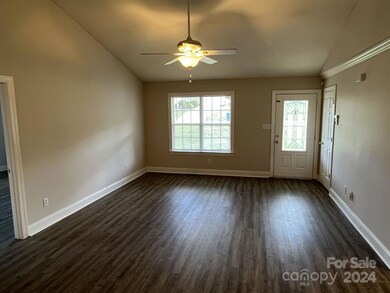 709 Loch Lomond Cir, Concord, NC 28025 - photo 3