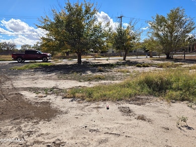 1043 Ada Ln, El Paso, TX 79932 - photo 7