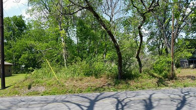 908 Marjorie, Houston, TX 77088 - photo 3