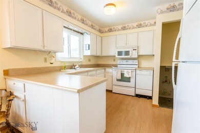 319 N 9th Ave, Bozeman, MT 59715 - photo 4