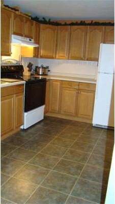 269 Chicopee St unit 15, Chicopee, MA 01013 - photo 6