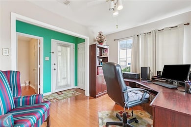 3922 Audubon Trace, New Orleans, LA 70121 - photo 3