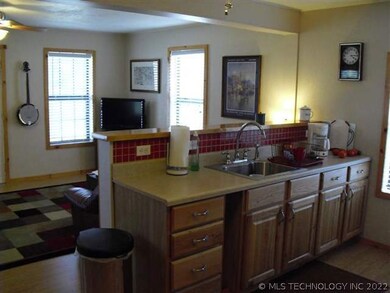 805 G St SW, Ardmore, OK 73401 - photo 5