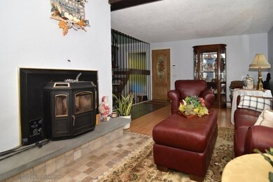 85 Cedar St, Rehoboth, MA 02769 - photo 4