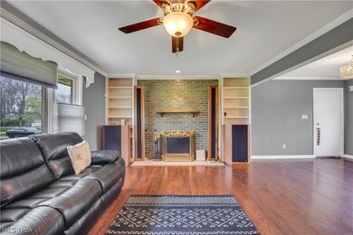 24923 Nobottom Rd, Olmsted Township, OH 44138 - photo 5