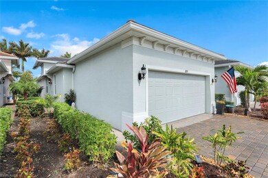 10755 Manatee Key Ln, Estero, FL 33928 - photo 3