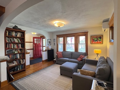 110 Vassal Ln unit 1, Cambridge, MA 02138 - photo 6