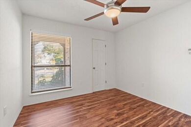 1400 Country Meadows Dr, Bedford, TX 76021 - photo 6