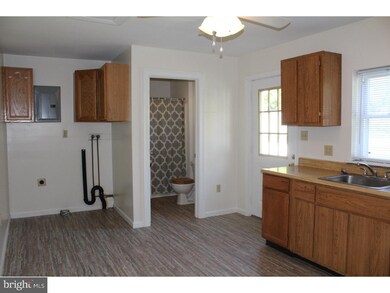 1117 Mount Laurel Ave, Temple, PA 19560 - photo 5