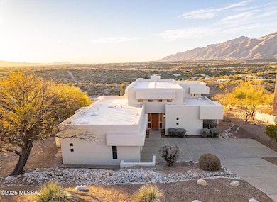 4717 N. Rocky Crest Place
