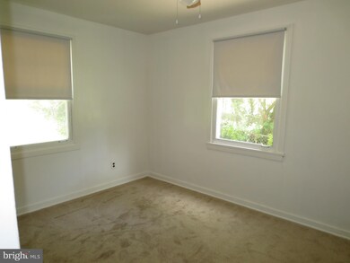 3506 28th Pkwy, Temple Hills, MD 20748 - photo 5