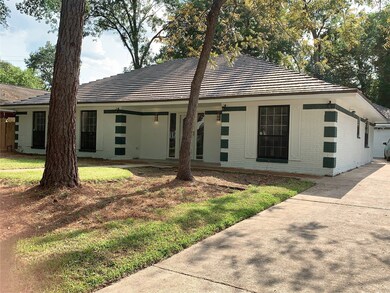 9703 Kindletree Dr, Houston, TX 77040 - photo 3