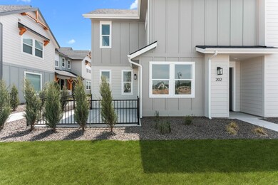 Lot 18 Sparrow Patio: Entrance
