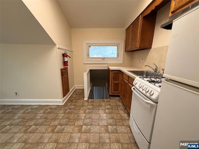 37 Hawthorne Ave unit B, Park Ridge, NJ 07656 - photo 7