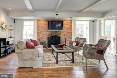 9915 S Glen Rd, Potomac, MD 20854 - photo 4