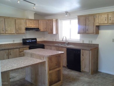 Gold-Kitchen