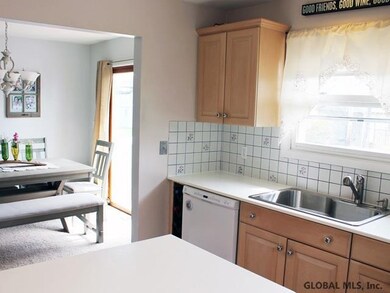 198 Hollywood Ave, Albany, NY 12209 - photo 4