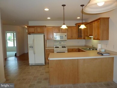 9 Hardy Ct unit 113, Lancaster, PA 17602 - photo 6