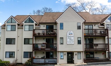 10 Hulbert Rd unit 2, Worcester, MA 01603 - photo 2