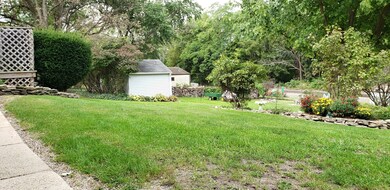 257 S Adams St, Oswego, IL 60543 - photo 4