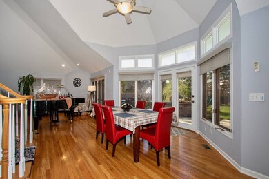 2274 Douglas Ave, Des Plaines, IL 60018 - photo 3