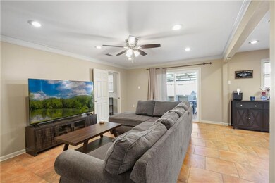 4920 Robin Hood Dr, New Orleans, LA 70128 - photo 5