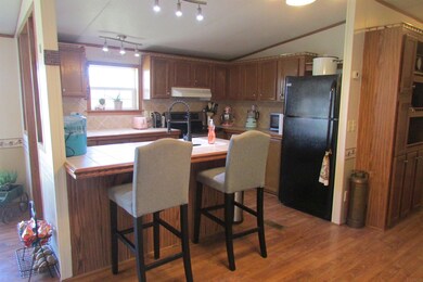 2746 S Robinson Rd, Bloomfield, IN 47424 - photo 6